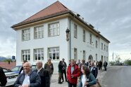Schnappschuss der internationalen Jury während der Stippvisite in Perasdorf